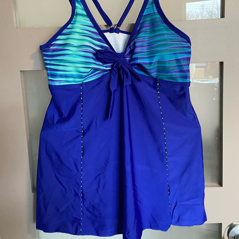 Navy and teal stripe double strap tankini set size L (12-14)